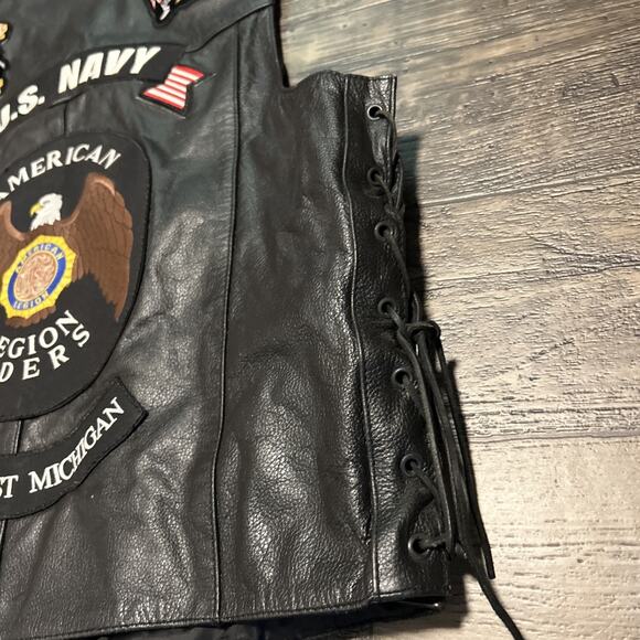 Leather braided Vest Black Patches Pins Leather Legion Veteran Navy biker men’s - Picture 11 of 11
